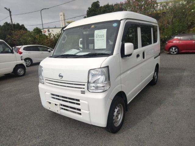 7225 Nissan Clipper van DR17V 2017 г. (LUM Kobe Nyusatsu)